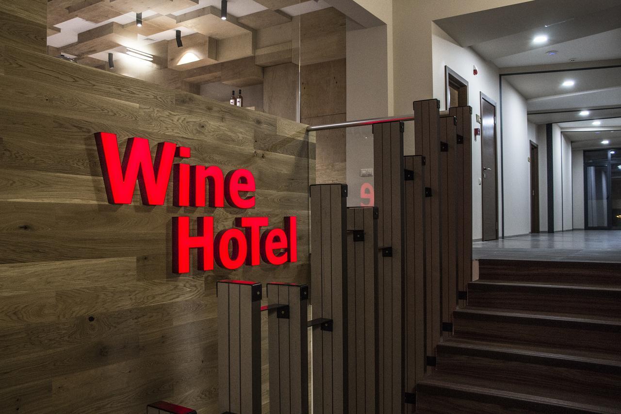 Wine Hotel Kischinau Exterior foto